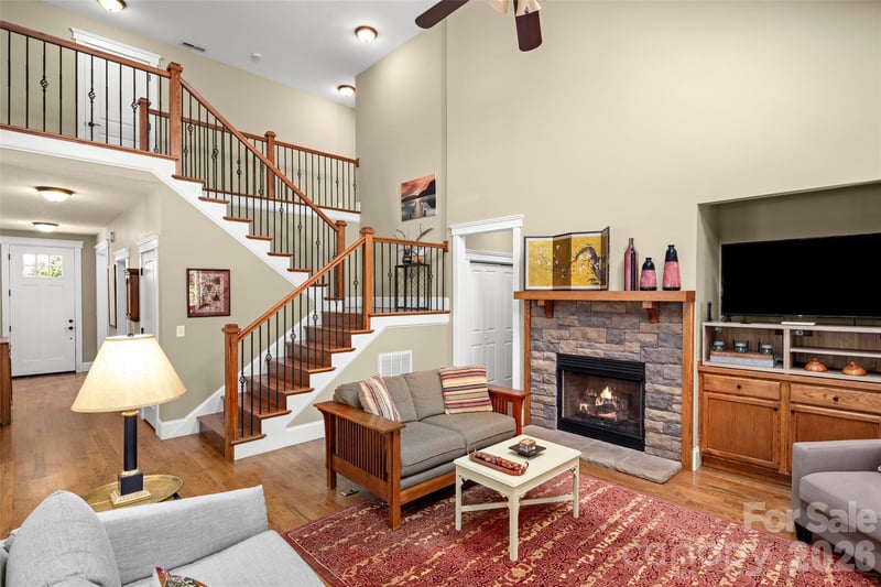 2 Ayr Ct, Arden, NC 28704