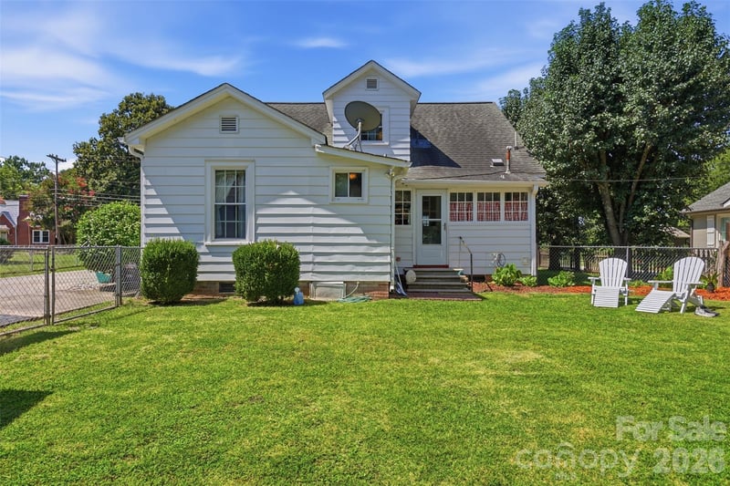 117 Marion St, Clover, SC 29710