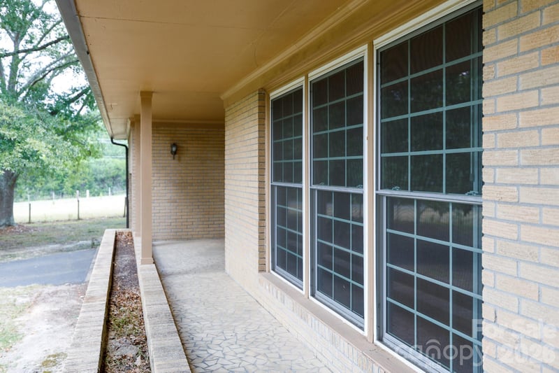 410 Ole Simpson Pl, Catawba, SC 29704