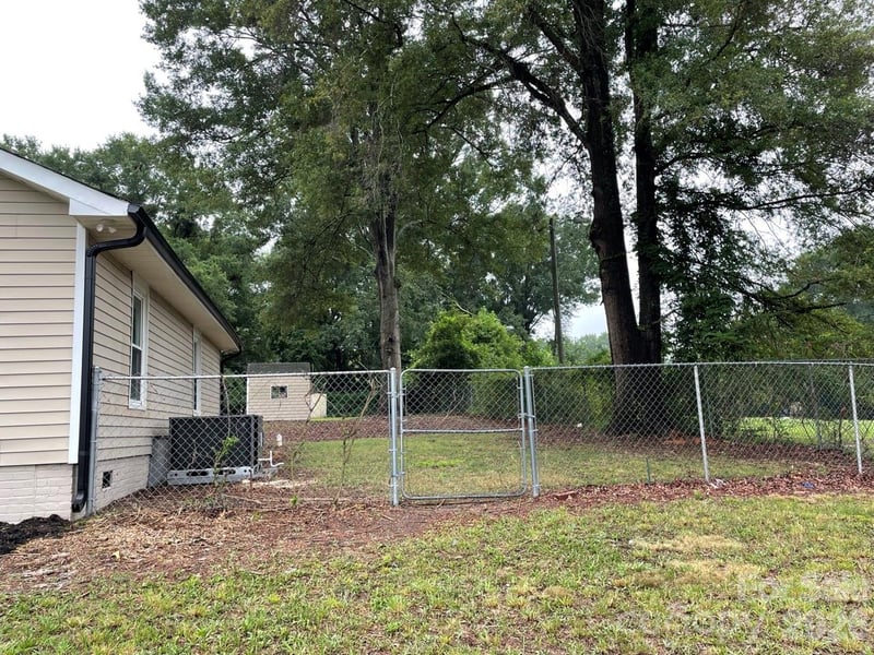 1617 4th Ave, Gastonia, NC 28052