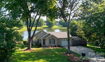 6323 Martin Lake Rd, Charlotte, NC 28227