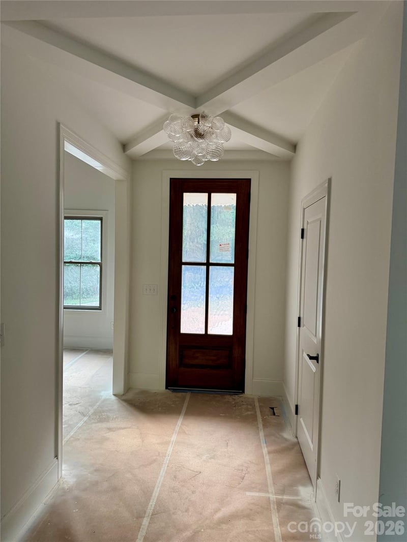 2815 1st St, Hickory, NC 28601