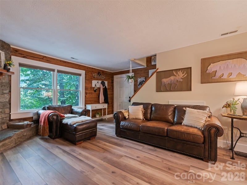 30 Katydid Ln, Maggie Valley, NC 28751
