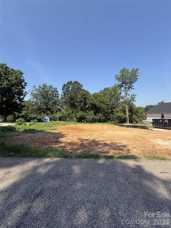 10111013 Elm St, Kannapolis, NC 28081