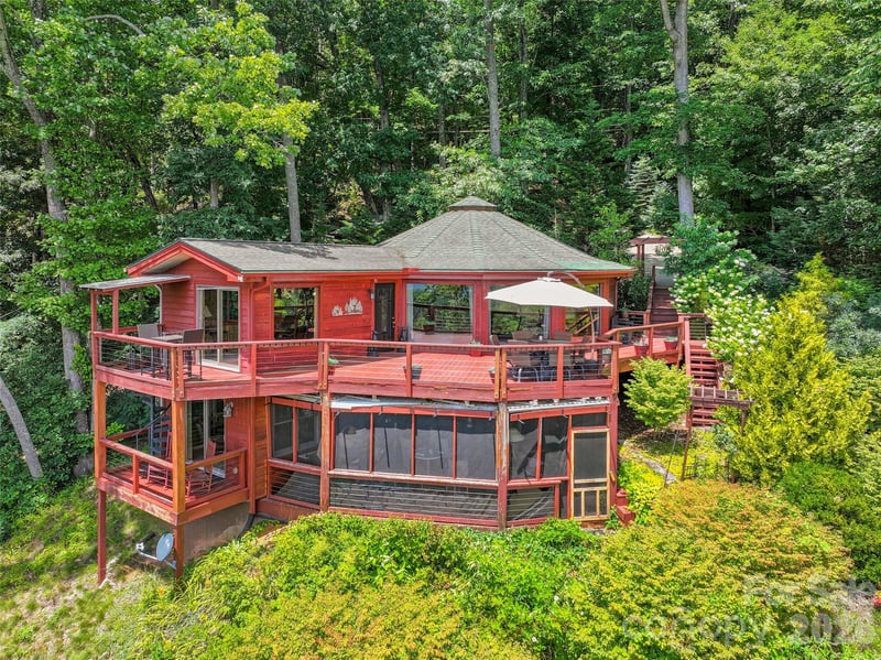 632 Dogwood Trl, Waynesville, NC 28786