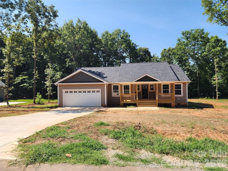 1940 Friendly Ln #38, Newton, NC 28658