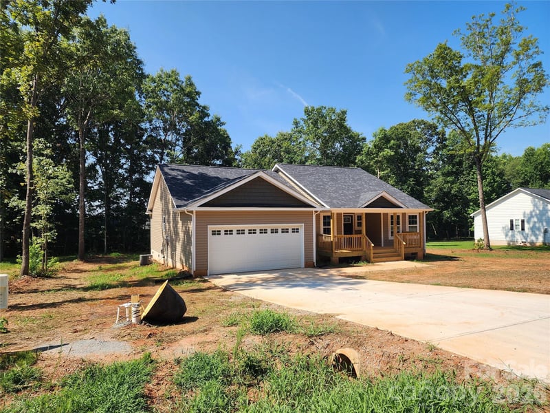 1940 Friendly Ln #38, Newton, NC 28658