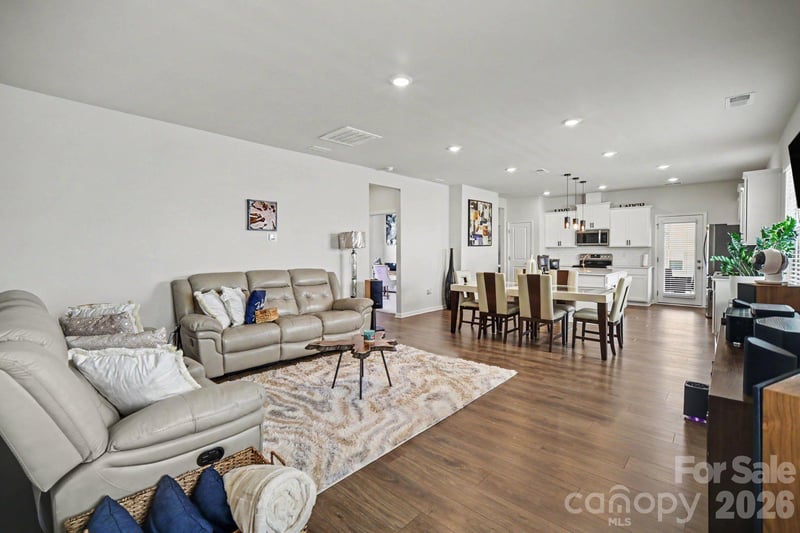 2760 Legacy Ridge Ln, Catawba, NC 28609