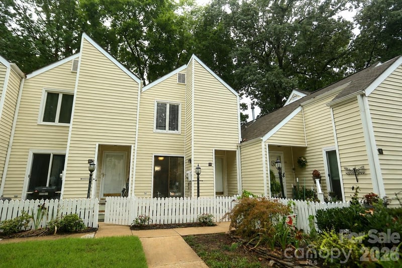 413 Eastwood Dr, Salisbury, NC 28146