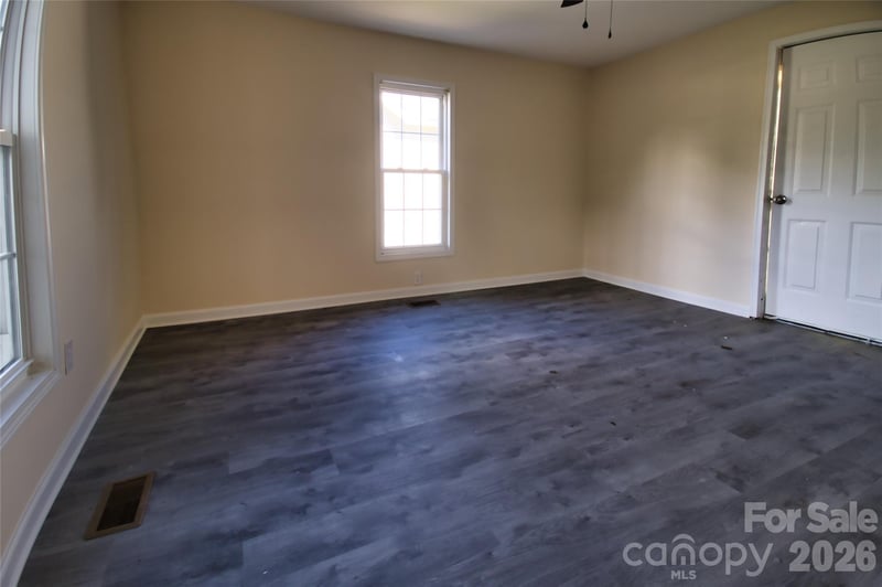 3209 Lowell Rd, Gastonia, NC 28054