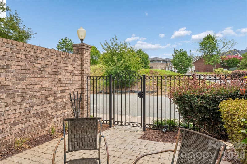 397 Dumbarton St, Concord, NC 28027