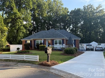 6507 Paleface Pl, Charlotte, NC 28214