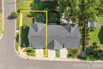 543 Greystone Rd, Charlotte, NC 28209