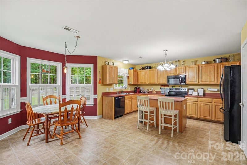 2700 Loxdale Farms Dr, Monroe, NC 28110