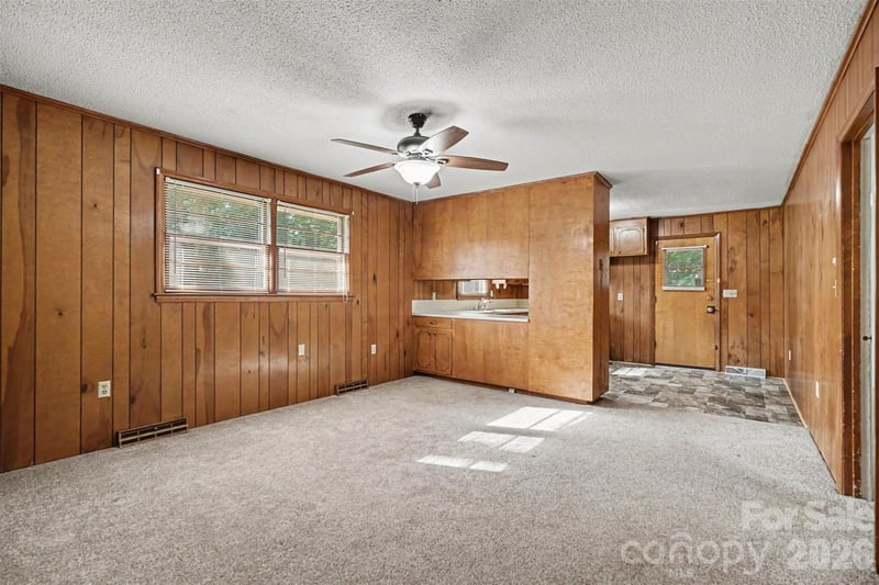 777 Springdale Ln, Gastonia, NC 28052