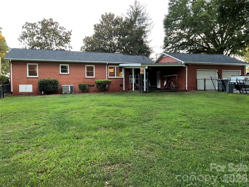 136 Gum Branch Rd, Charlotte, NC 28214