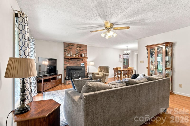 213 Hamilton Rd, Troutman, NC 28166