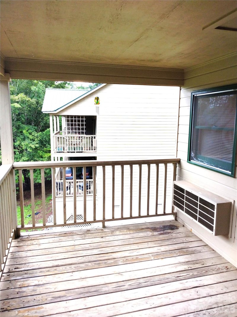 160 Whitney Blvd #Building B/ 12, Lake Lure, NC 28746