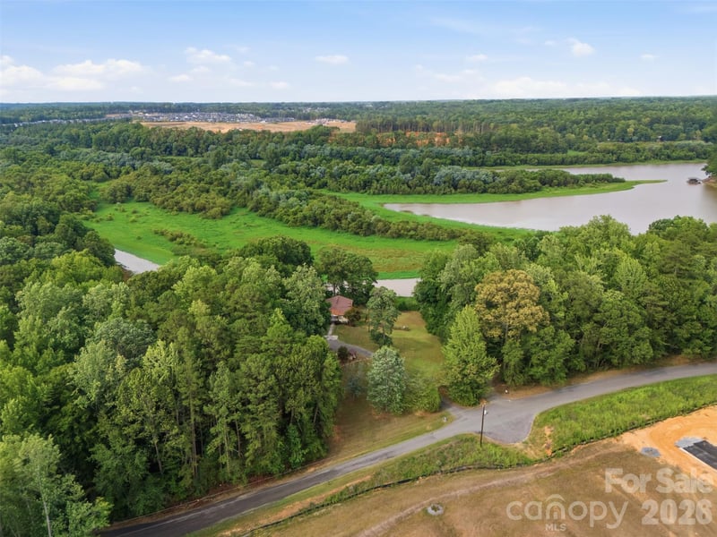 146 Duck Cove Rd, Belmont, NC 28012