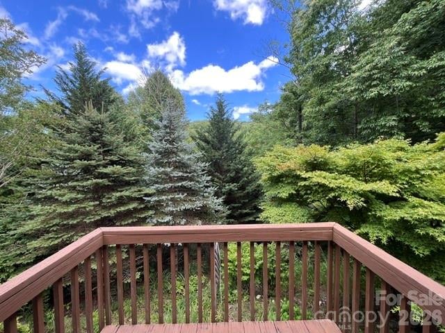 105 Chestnut Hill Rd, Black Mountain, NC 28711