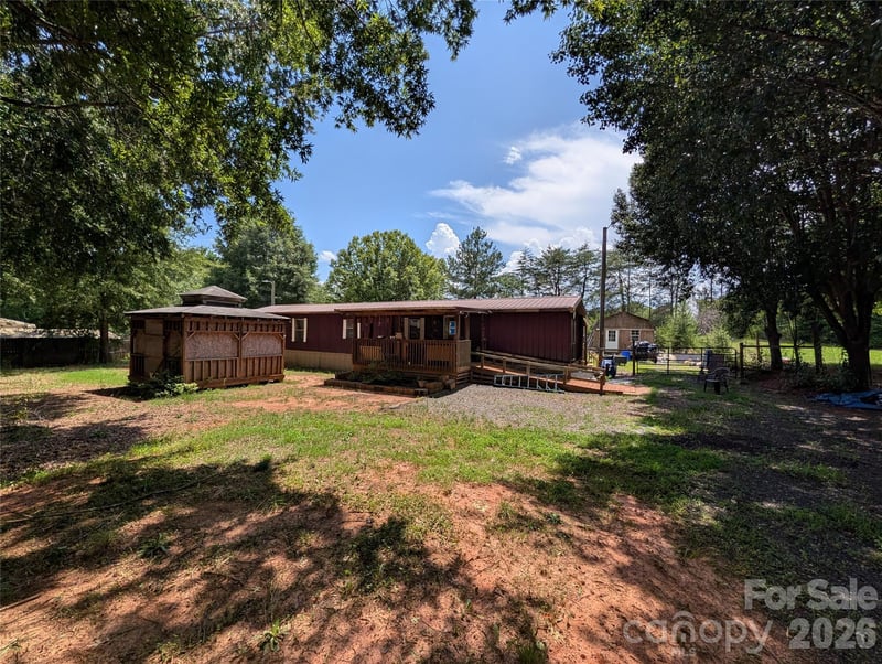 2339 Journeys Ps, Newton, NC 28658