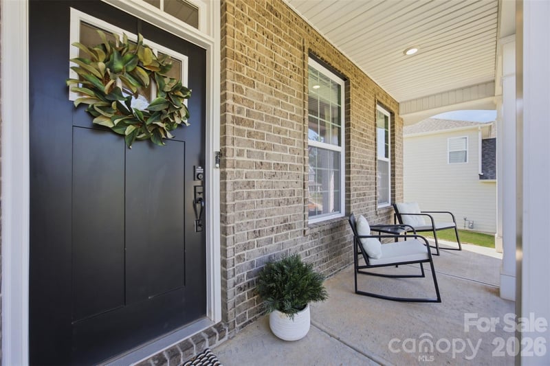 5821 Casper Dr, Charlotte, NC 28214