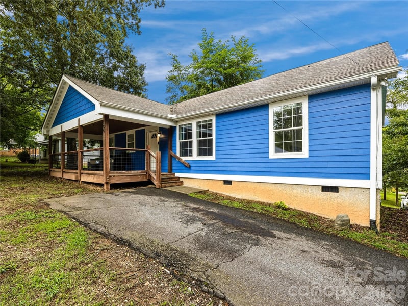 144 Hanover St, Asheville, NC 28806