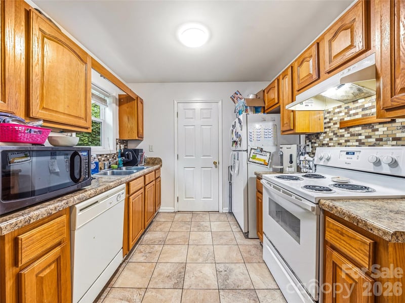 214 Short Michigan Ave, Asheville, NC 28806
