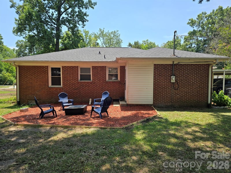2493 Oakwood Cir, Rock Hill, SC 29732