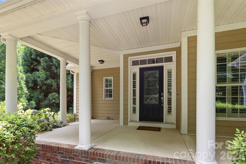 151 Maple View Dr, Troutman, NC 28166
