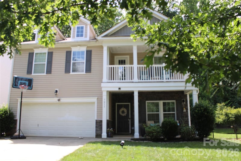 7211 Barefoot Forest Dr, Charlotte, NC 28269