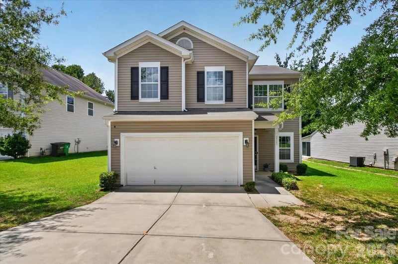 3323 Mortemer Ln, Charlotte, NC 28262