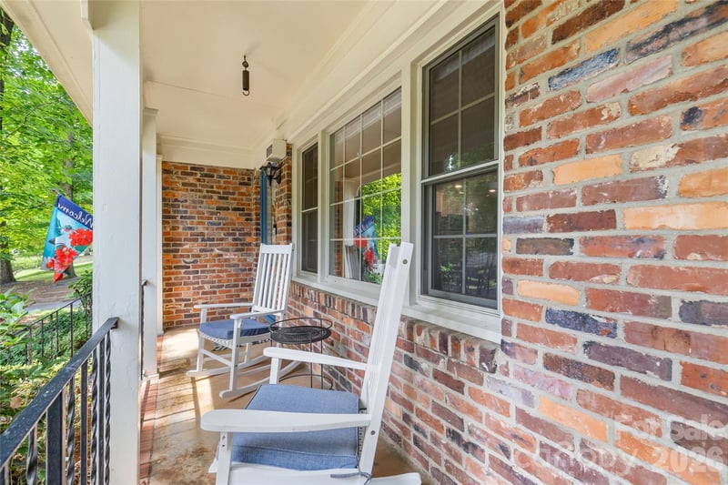 6326 Rosecrest Dr, Charlotte, NC 28210