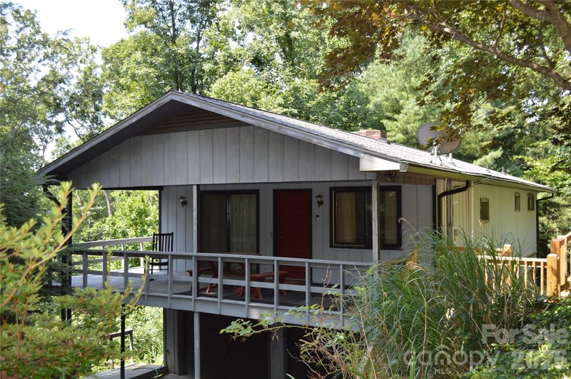 184 Laurel Rd, Arden, NC 28704