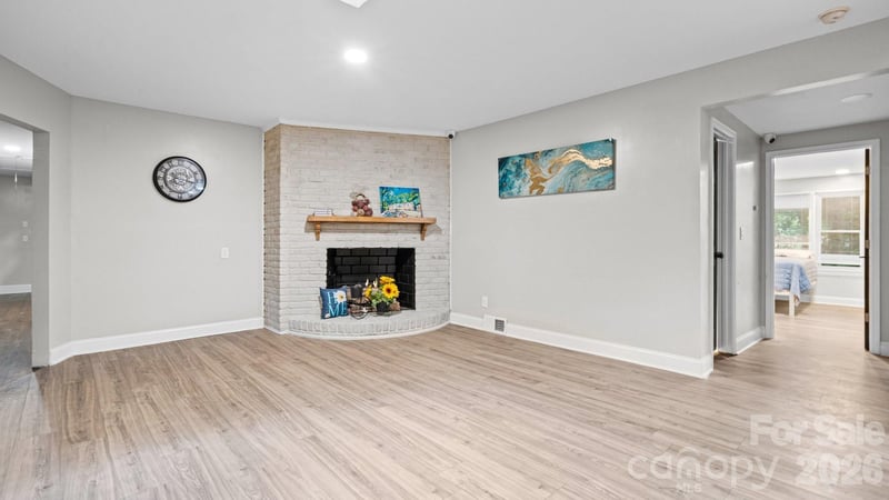 7515 Shady Ln, Charlotte, NC 28215