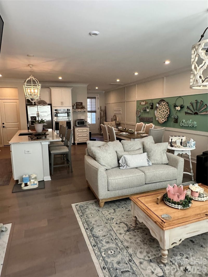 534 Madison Falls Ct, Fort Mill, SC 29708