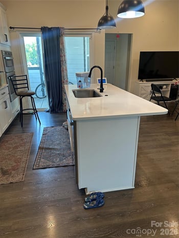 5772 Coulee Ln, Charlotte, NC 28215