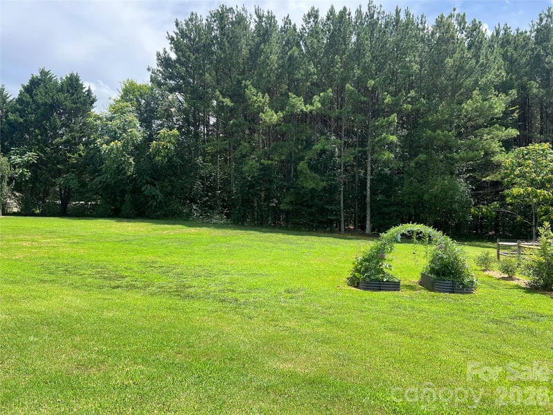 115 Charles Farm Dr, Cleveland, NC 27013
