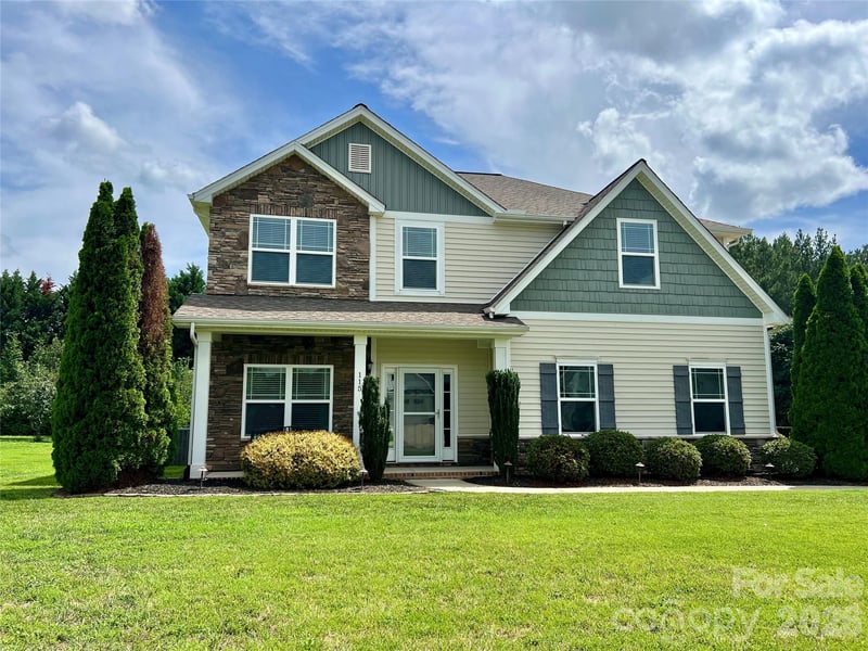 115 Charles Farm Dr, Cleveland, NC 27013