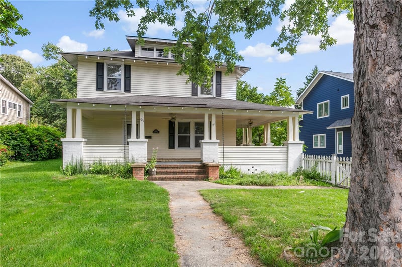 729 5th Ave, Hendersonville, NC 28739