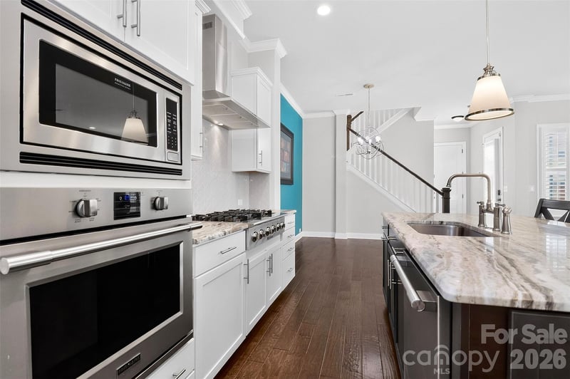 8910 Matthews Farm Ln, Charlotte, NC 28277