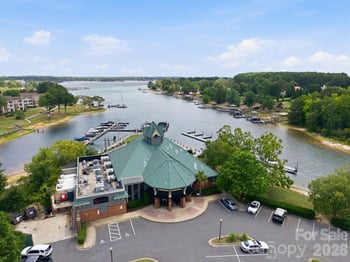 18731 Silver Quay Dr, Cornelius, NC 28031