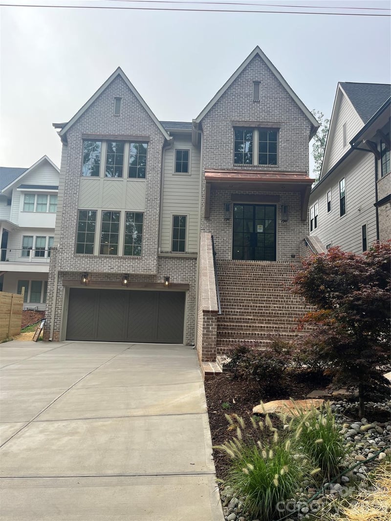 630 Ashworth Rd, Charlotte, NC 28211