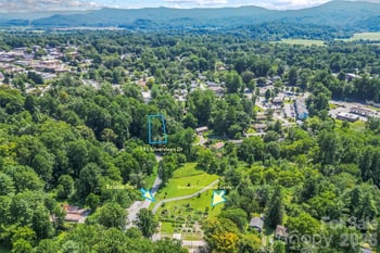 141 Silversteen Dr, Brevard, NC 28712
