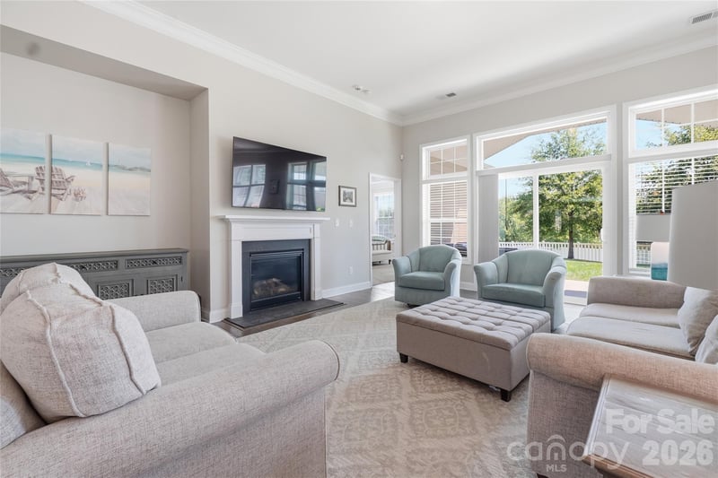 294 Robinwood Ln, Clover, SC 29710