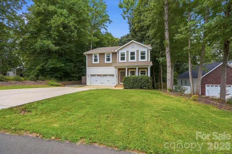 3675 Bay Dr, Sherrills Ford, NC 28673