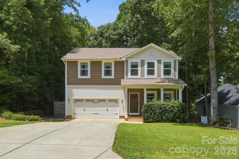 3675 Bay Dr, Sherrills Ford, NC 28673