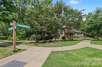 11436 Preservation Ln, Charlotte, NC 28278
