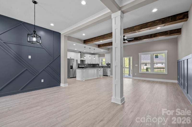 79 Crystal Mountain Dr, Hendersonville, NC 28739