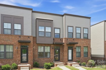 1063 Simcoe Ln, Charlotte, NC 28217